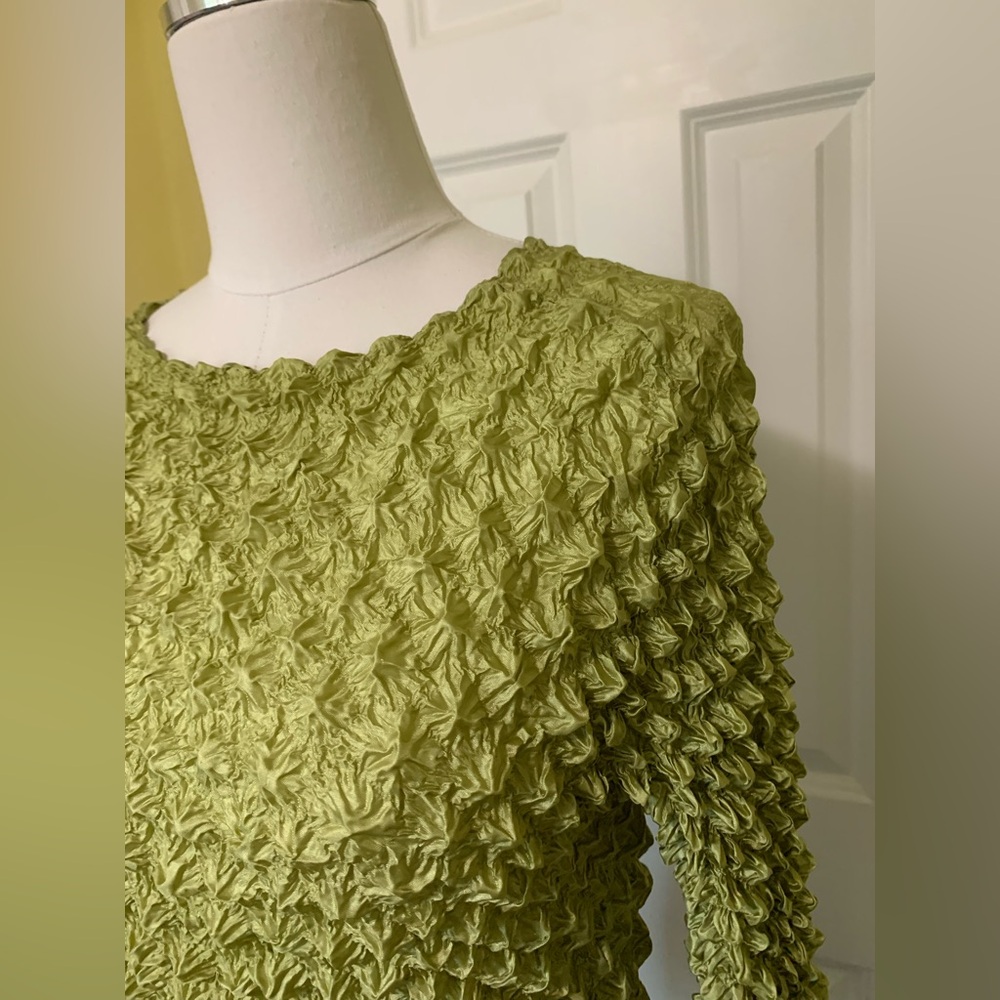 Vintage Chartreuse Popcorn Top S Stretchy - Picture 3 of 7